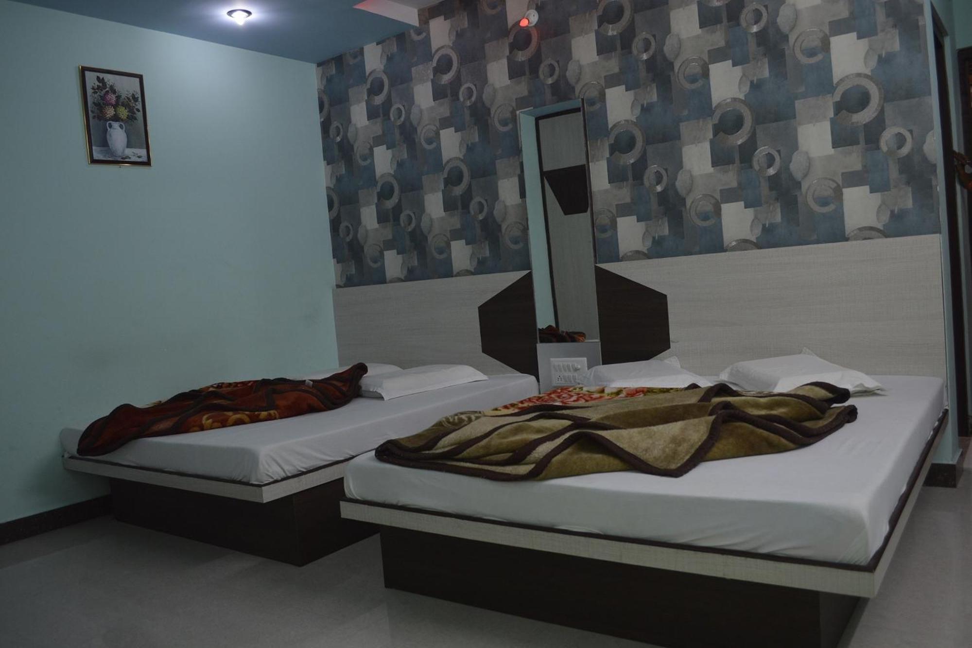 Hotel Mittal Inn Ajmer Bagian luar foto