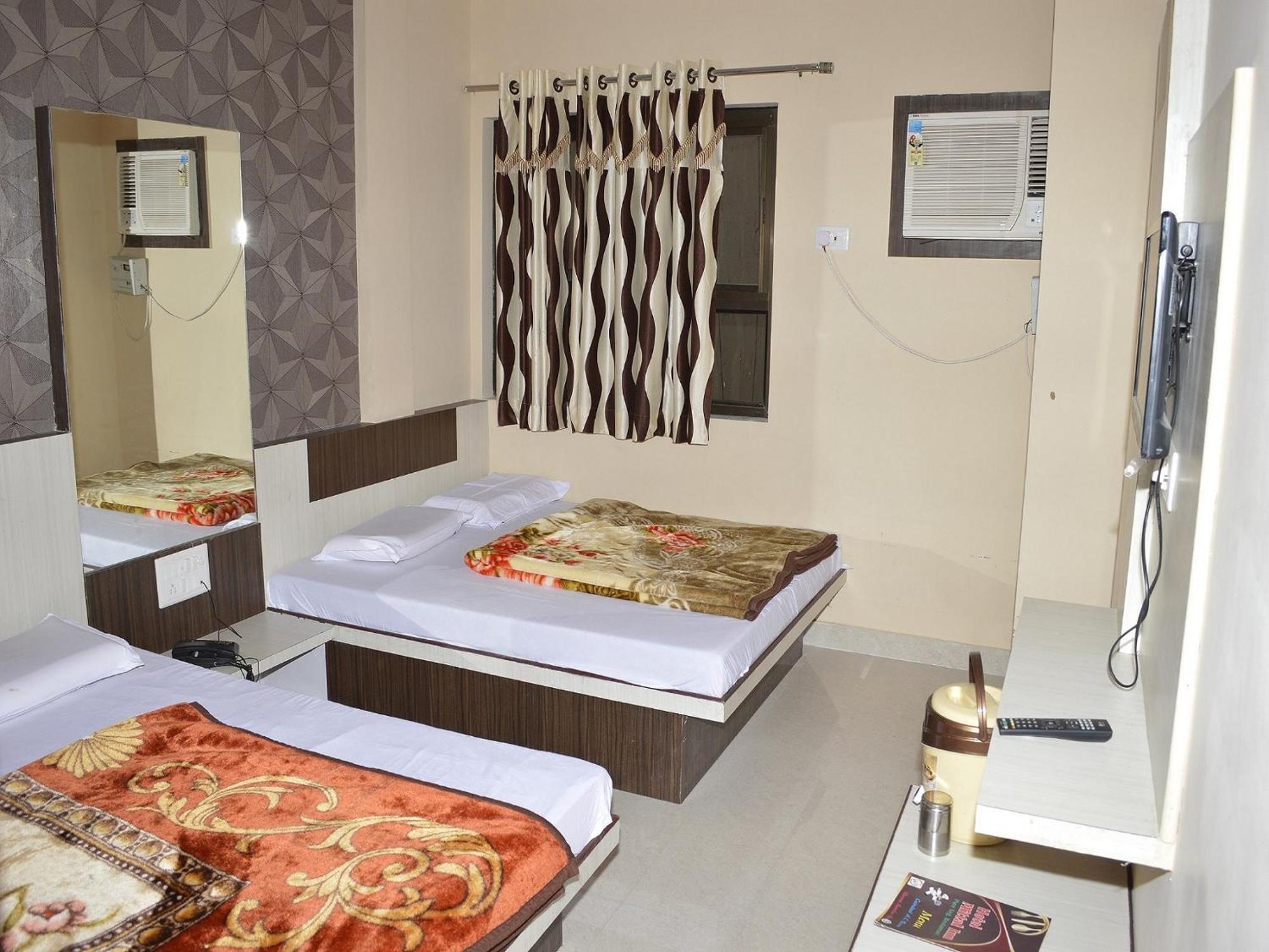 Hotel Mittal Inn Ajmer Bagian luar foto
