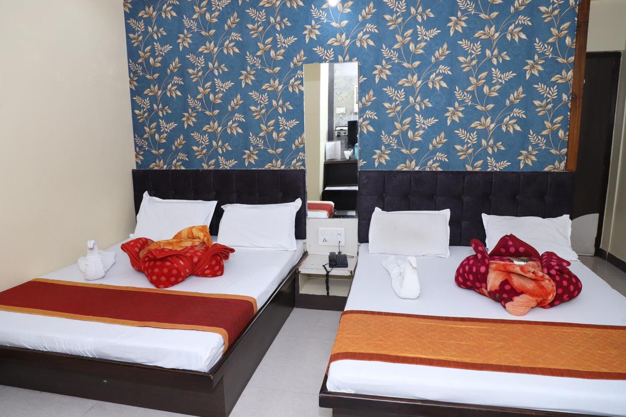 Hotel Mittal Inn Ajmer Bagian luar foto
