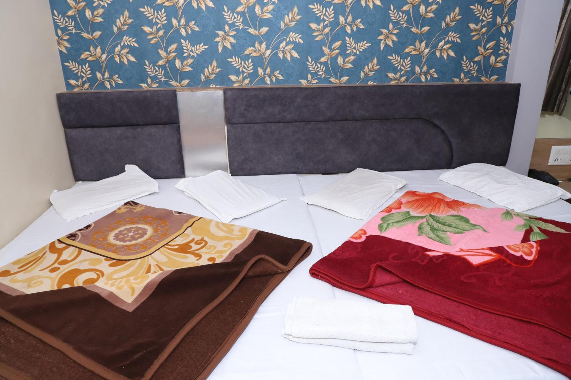 Hotel Mittal Inn Ajmer Bagian luar foto